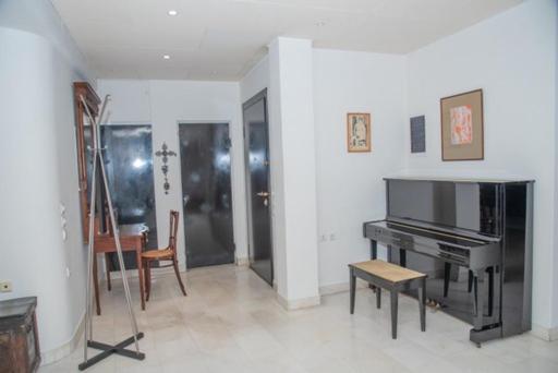 Theodore'S Maisonette Next To The Metro Station Atena Exterior foto